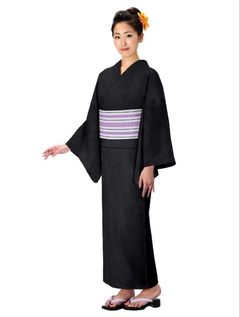 新品】綿素材 しじら織り お仕立て上がり浴衣 単品 フリーサイズ 黒と岡重草履白