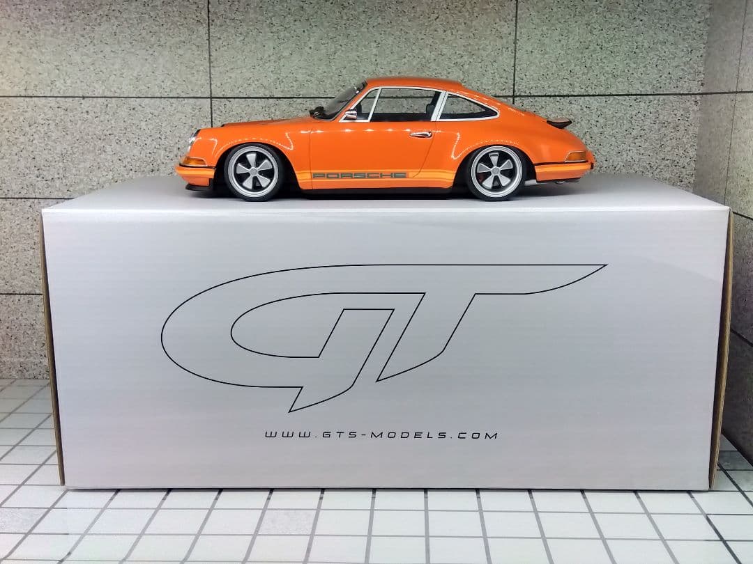 GT SPIRIT 1/18ミニカー SINGER 911 カスタム