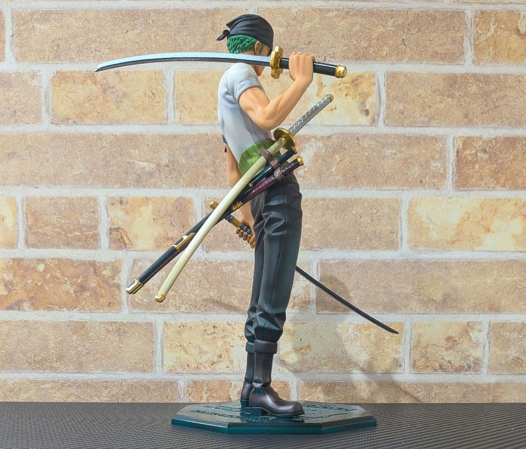 ワンピース P.O.P ロロノア・ゾロ フィギュア【※説明必読】