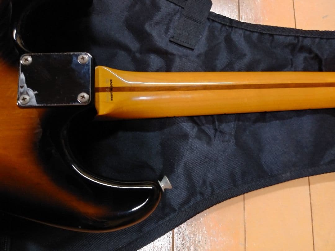 美品 Fender japan フェンダージャパン　ストラトキャスター　ST57