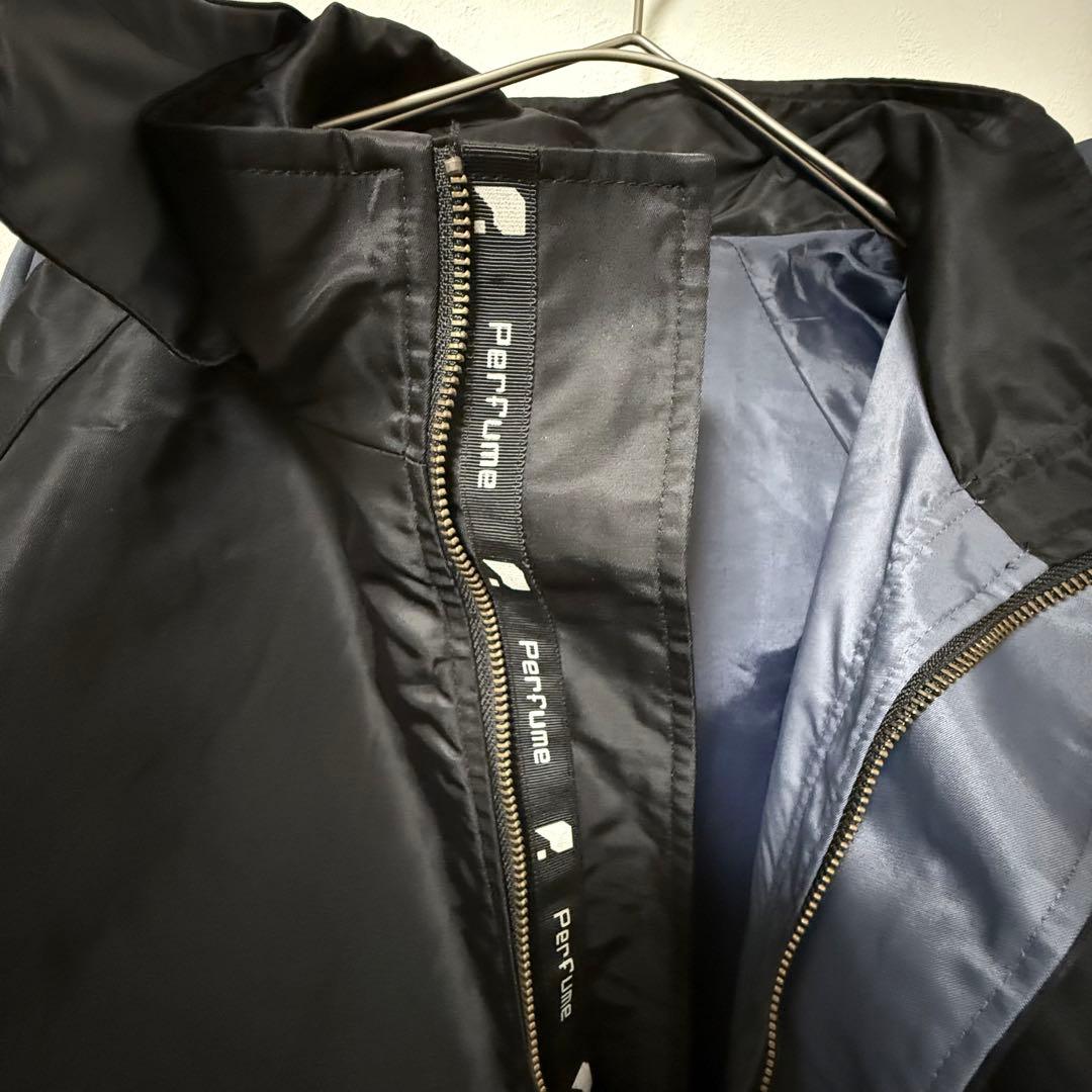 Perfume closet カラーブラックナイロンジャケット　アウター