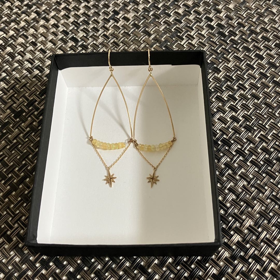 スタージュエリー　K10YG スターモチーフビーズピアス