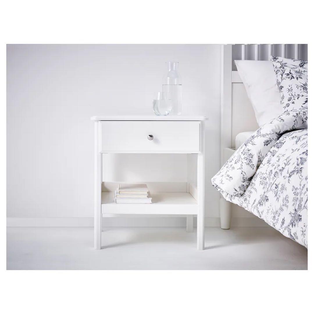【極美品】IKEA TYSSEDAL サイドテーブル