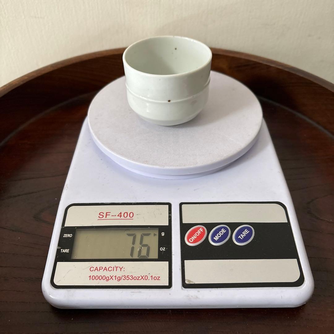 古伊万里　薩摩平佐　白磁ぐい呑み　江戸時代　アンティーク　料治熊太　秦秀雄　李朝