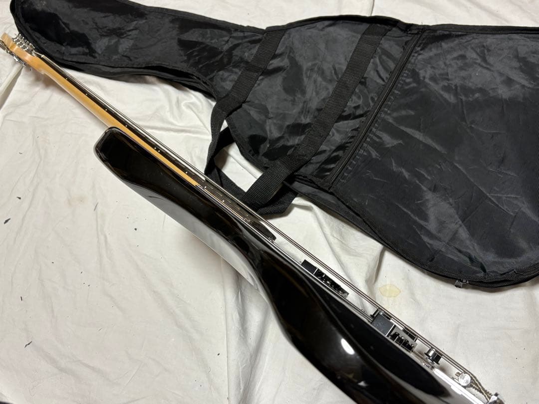 Legend エレキベース　JB タイプ　ソフトケース付き良品1916-01-1