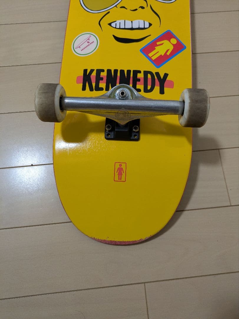 最終値下げ　girl　9.25 フルコン　シグネチャー　　スケートボード　美品