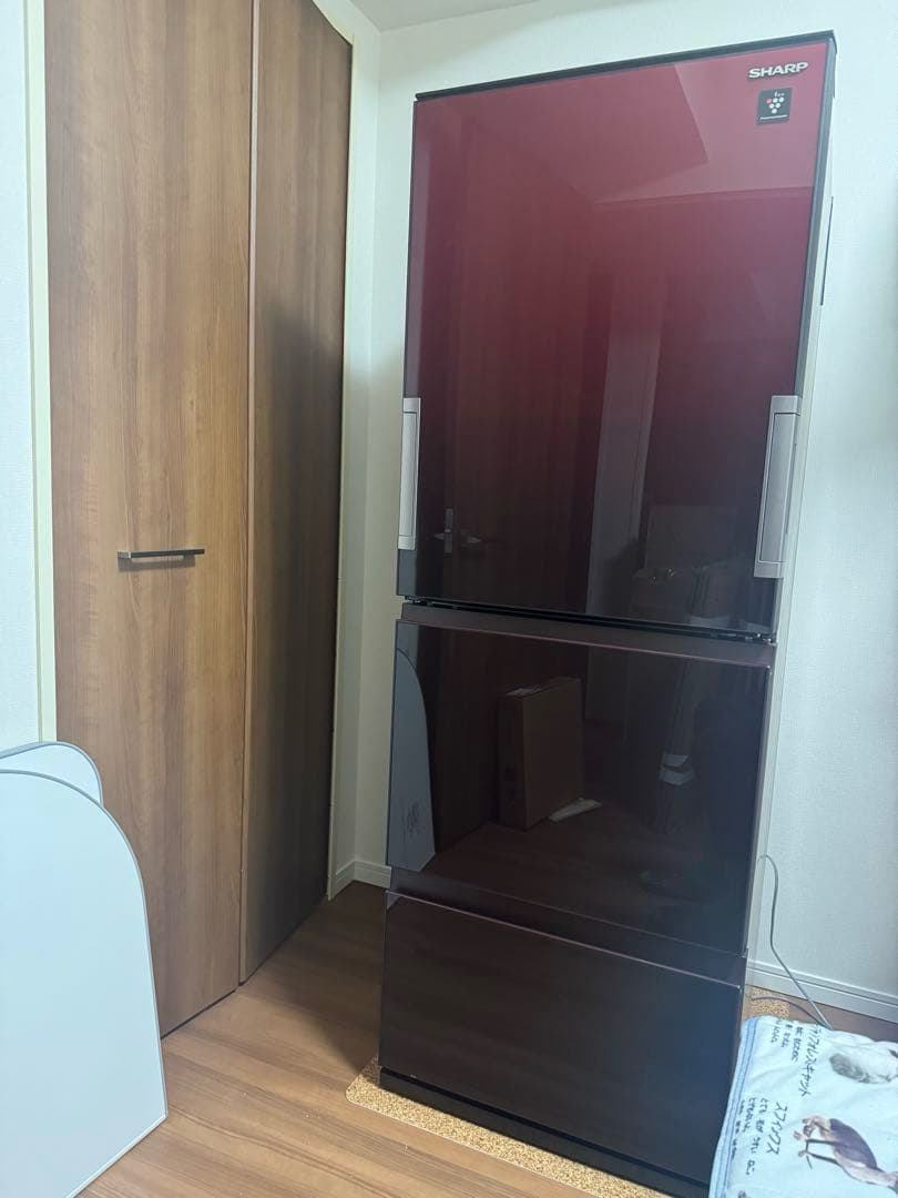 送料無料！2018年356L シャープ 3ドア冷凍冷蔵庫 SJ-GW36D-R