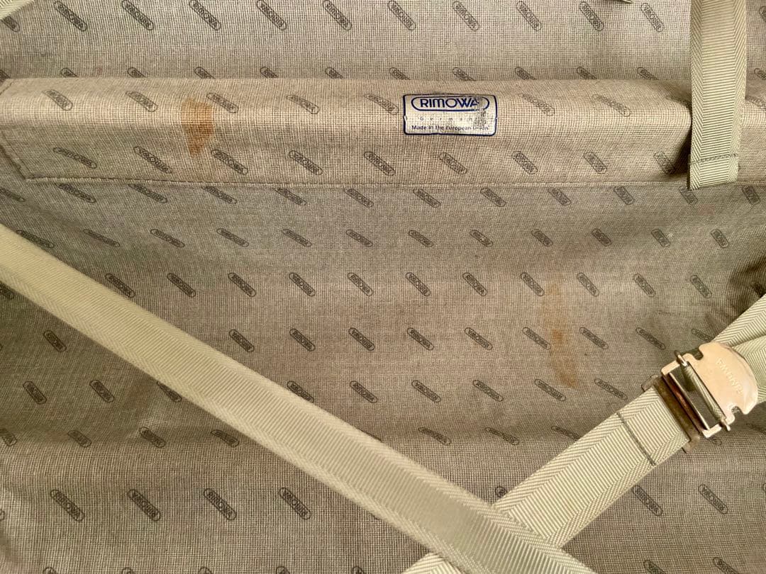 RIMOWA リモワ　キャリーケース