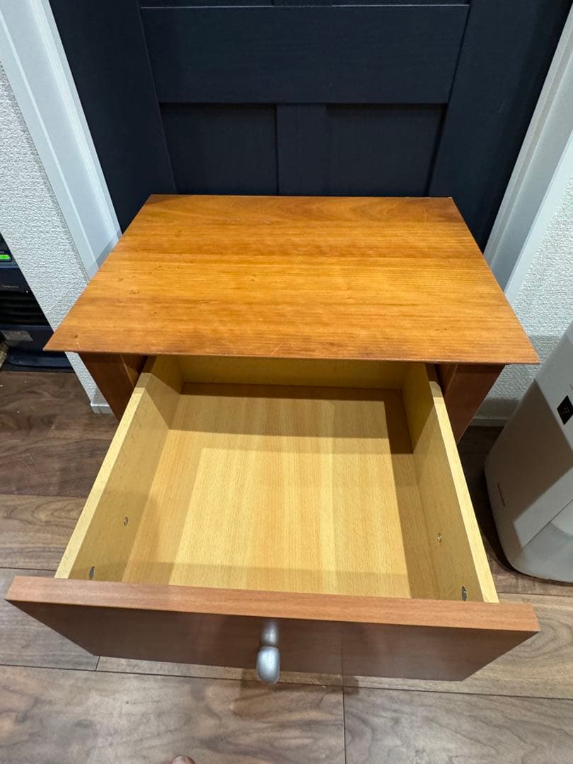 ① ボーコンセプト トランジット チェリー材 ナイトテーブル