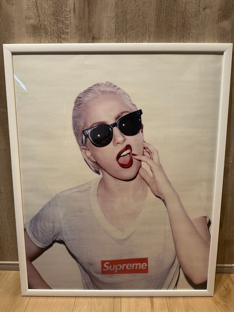 Supreme レディガガ　ポスター　フレーム付き　シュプリーム