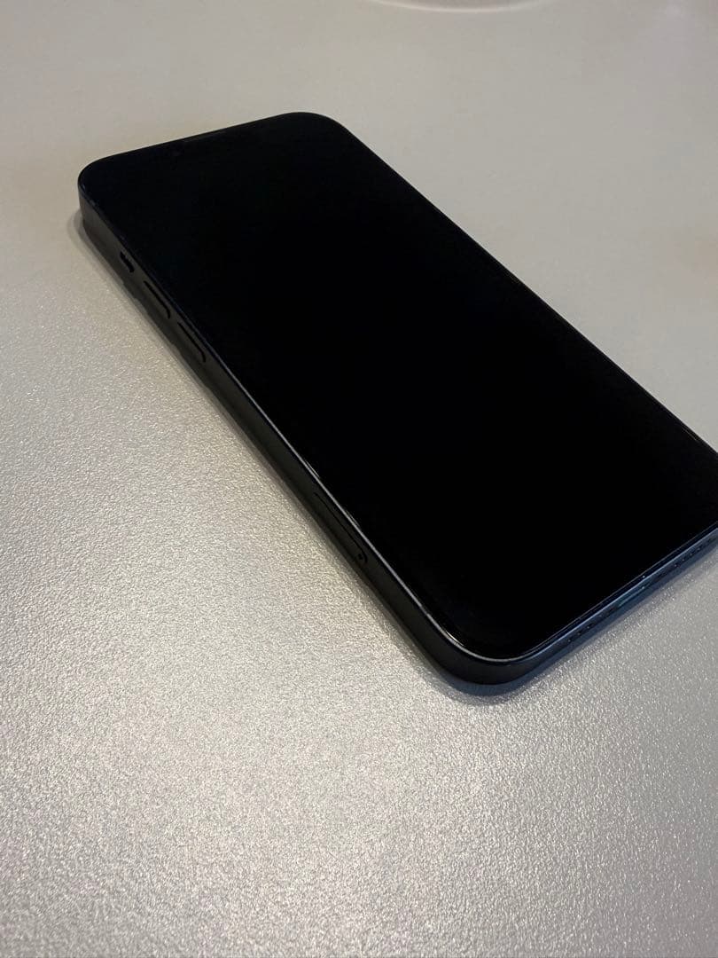 iPhone 13 256GB simフリー