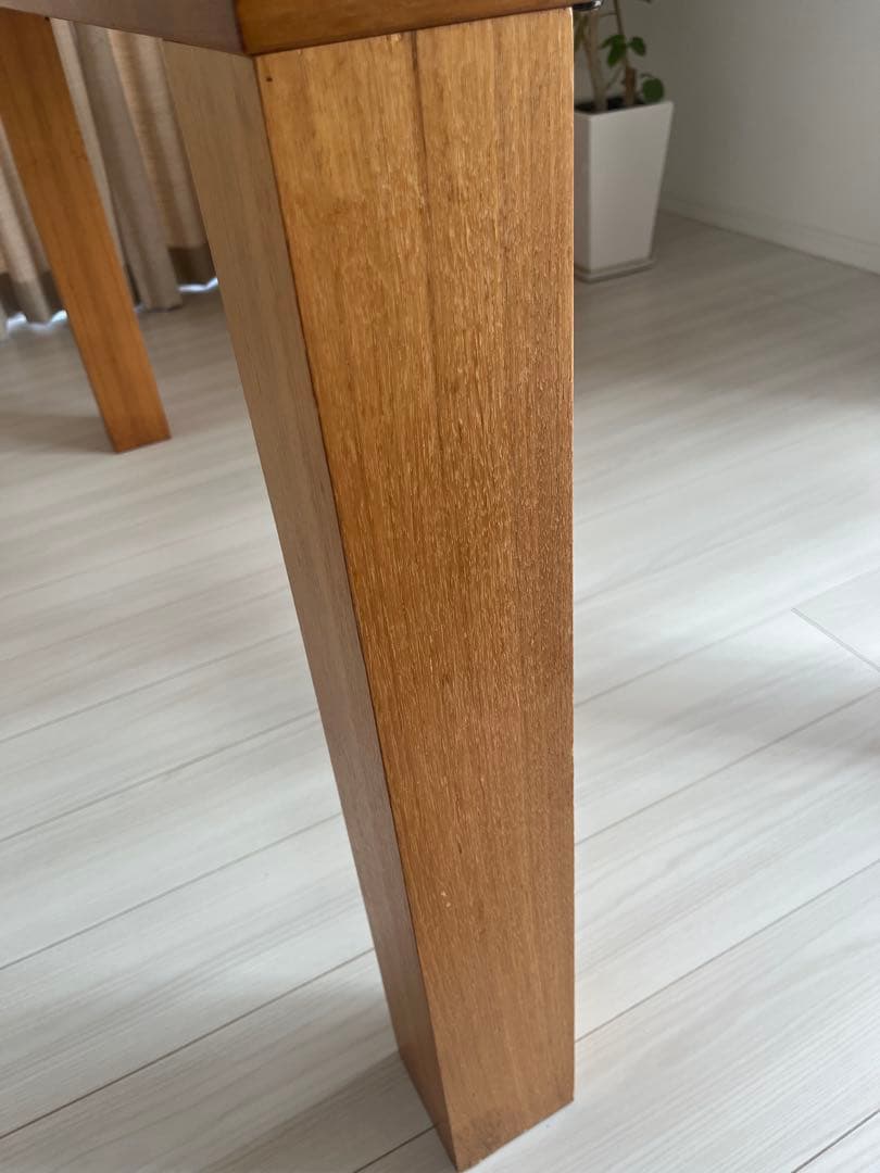 BoConcept（ボーコンセプト） ダイニングテーブル 4人掛け