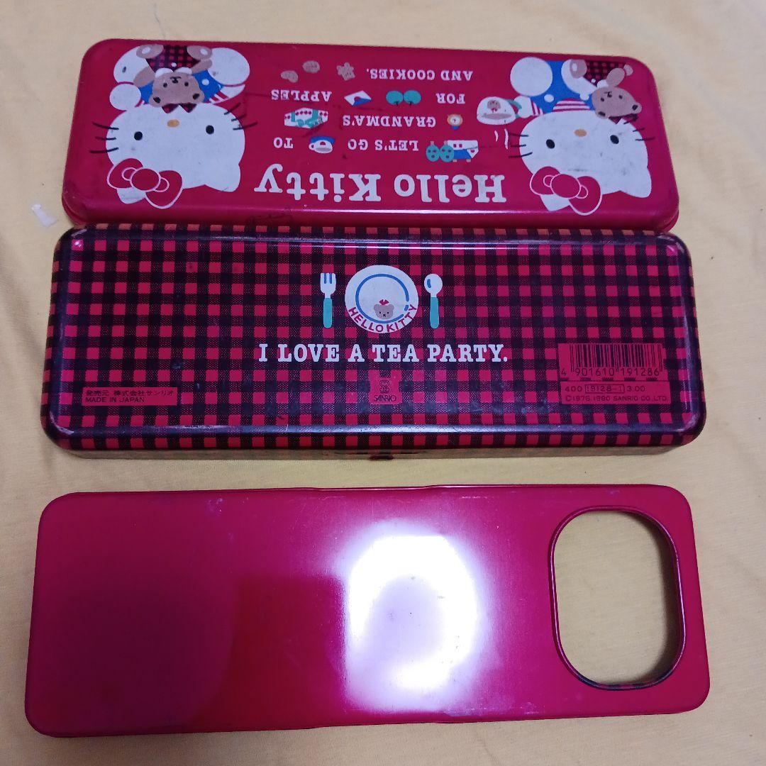 キティ　ハローキティ　缶ケース　筆箱　hello kitty 　サンリオ　レトロ