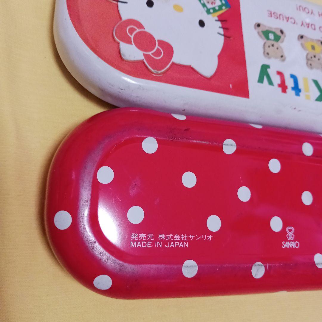 キティ　ハローキティ　缶ケース　筆箱　hello kitty 　サンリオ　レトロ