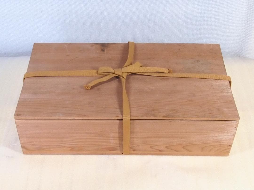 【良品】根来塗 金剛堅地請合 味のある角盆 6客 角皿/卓上膳/酒膳 漆器トレイ