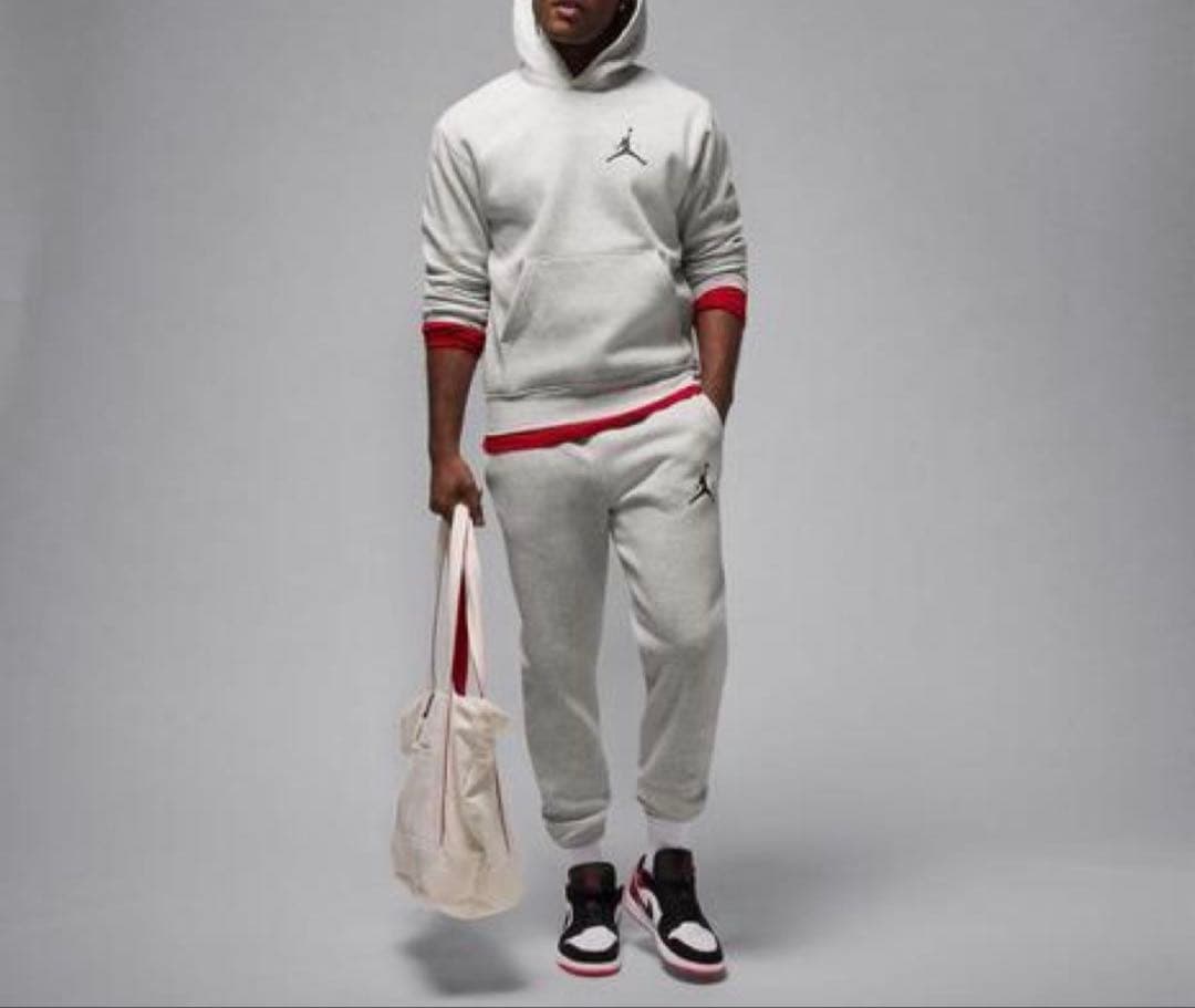 新品タグ付★NIKE　JORDAN★スウェットセットアップ★パーカー＆パンツ★L