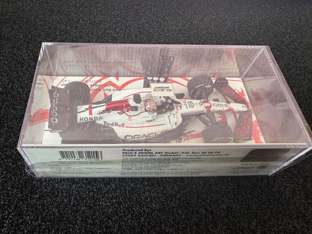 新品 Red Bull Racing RB21 フェルスタッペン 2025 日本