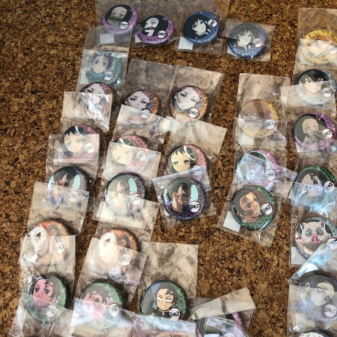 鬼滅の刃　くじ引き缶バッジ　一期前半〜七期後半　105個セット