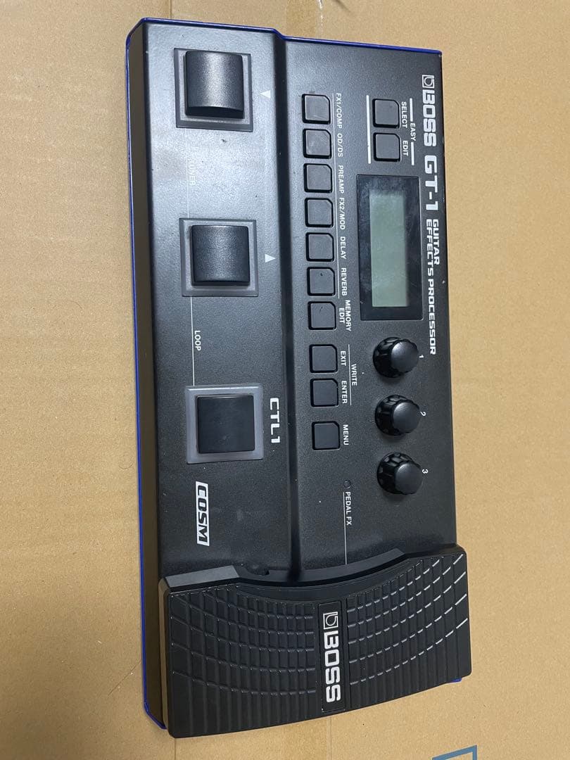 BOSS GT-1 デジタルギターエフェクター