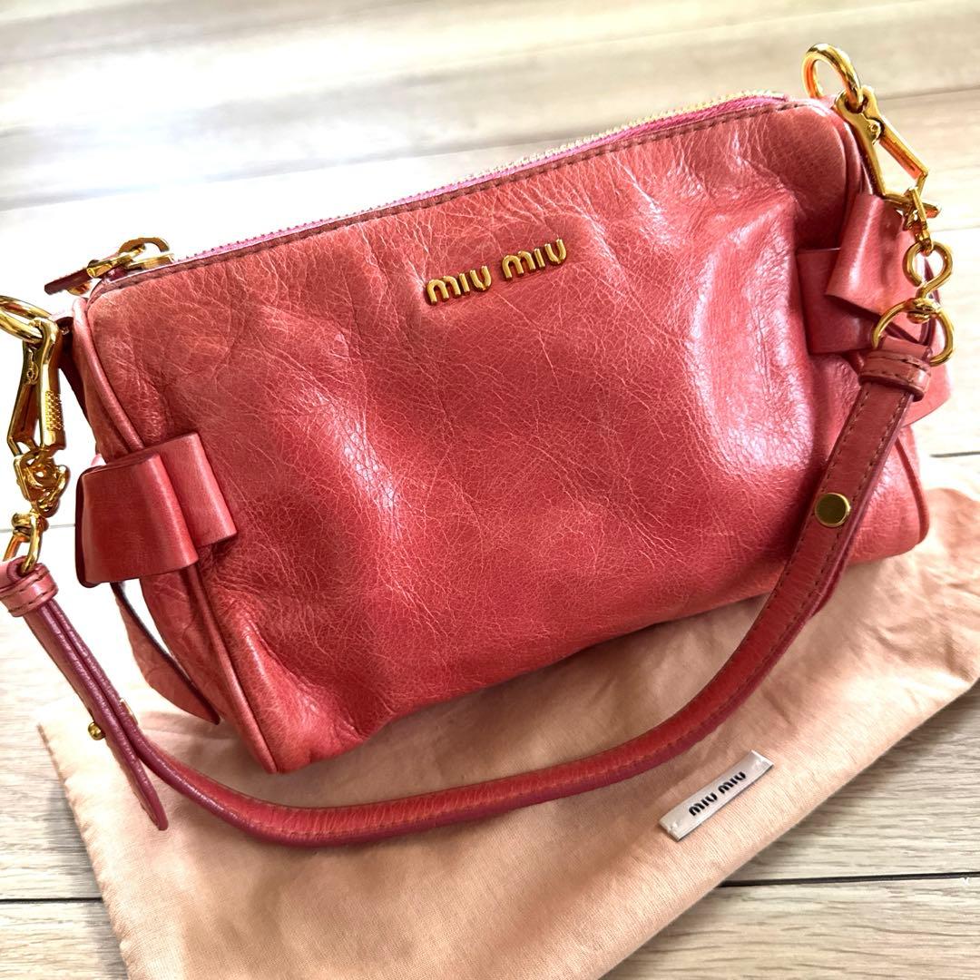 miu miu ミュウミュウ　ハンドバッグ　ショルダーバッグ　ピンク　リボン