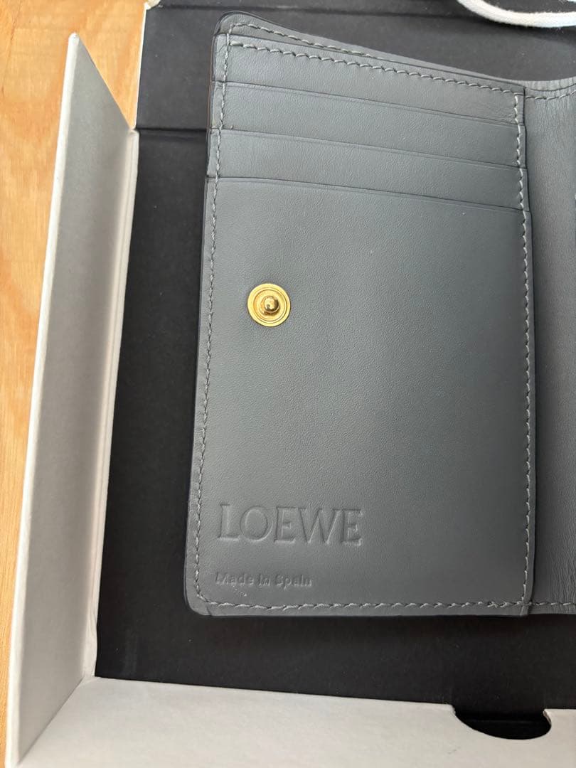 パズル 美品 スリムコンパクト ジップウォレット LOEVE ロエベ 付属品完備