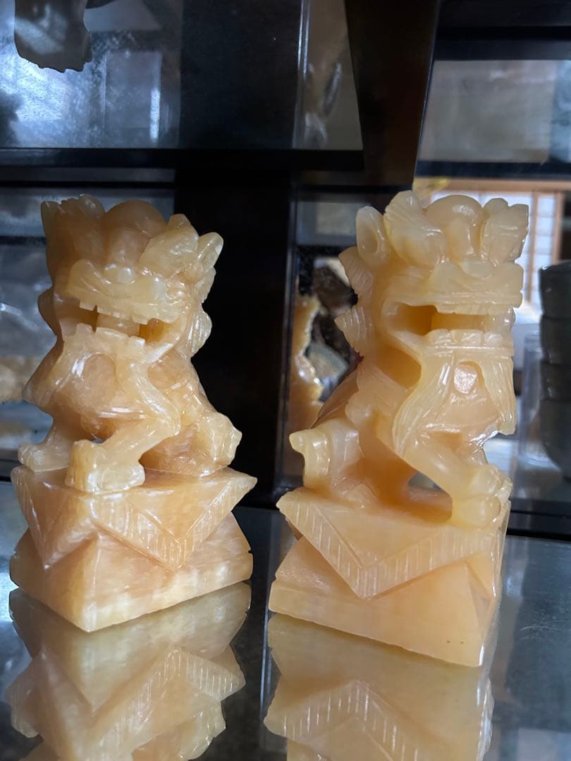 中国美しい　陶磁器 古美術　骨董品　美術　壺　花瓶　翡翠　シーサー　獅子　守神