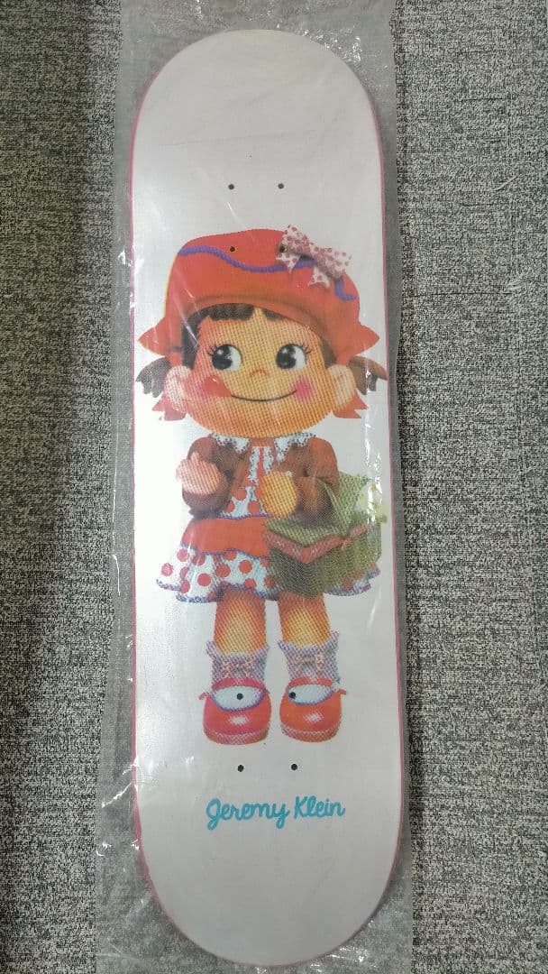 ！ペコちゃん(中指立てた)のスケートボードデッキ激レア品です。不二家 ポコちゃん