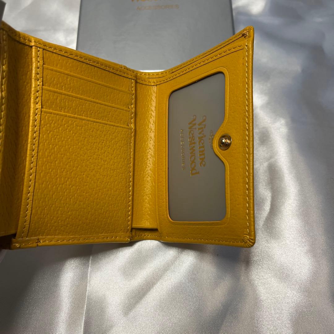 新品 Vivienne Westwood イエロー 三つ折り財布