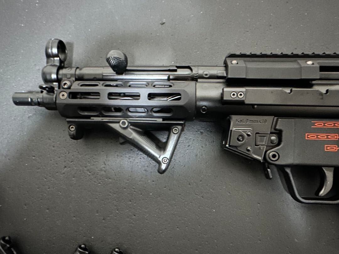 東京マルイ MP5 A5 次世代電動ガン【外装カスタム／中身はフルノーマル】