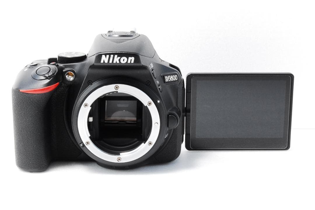 ❣️Bluetooth搭載❣️ ニコン Nikon D5600 高画質 軽量