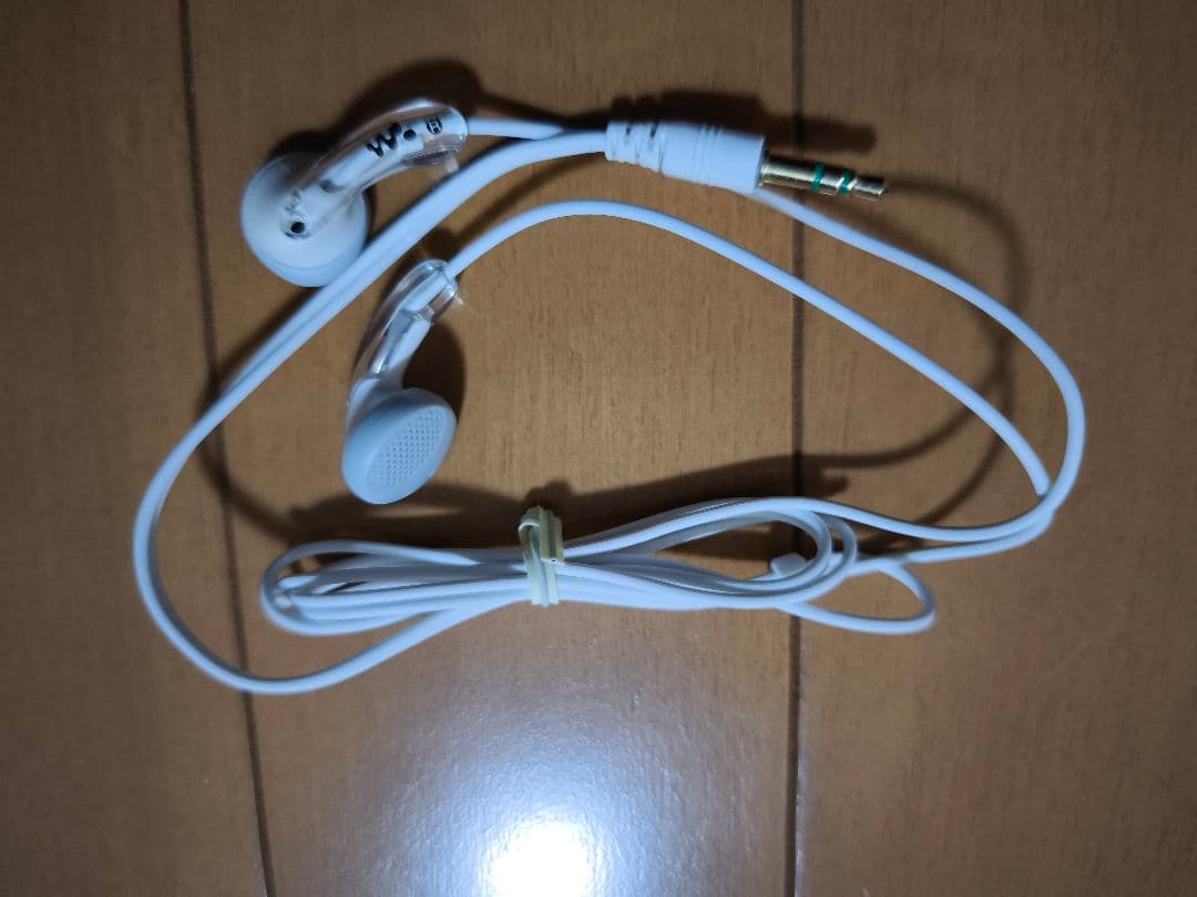 【美品】SONY ポータブルミニディスクプレーヤー MZ-EH50