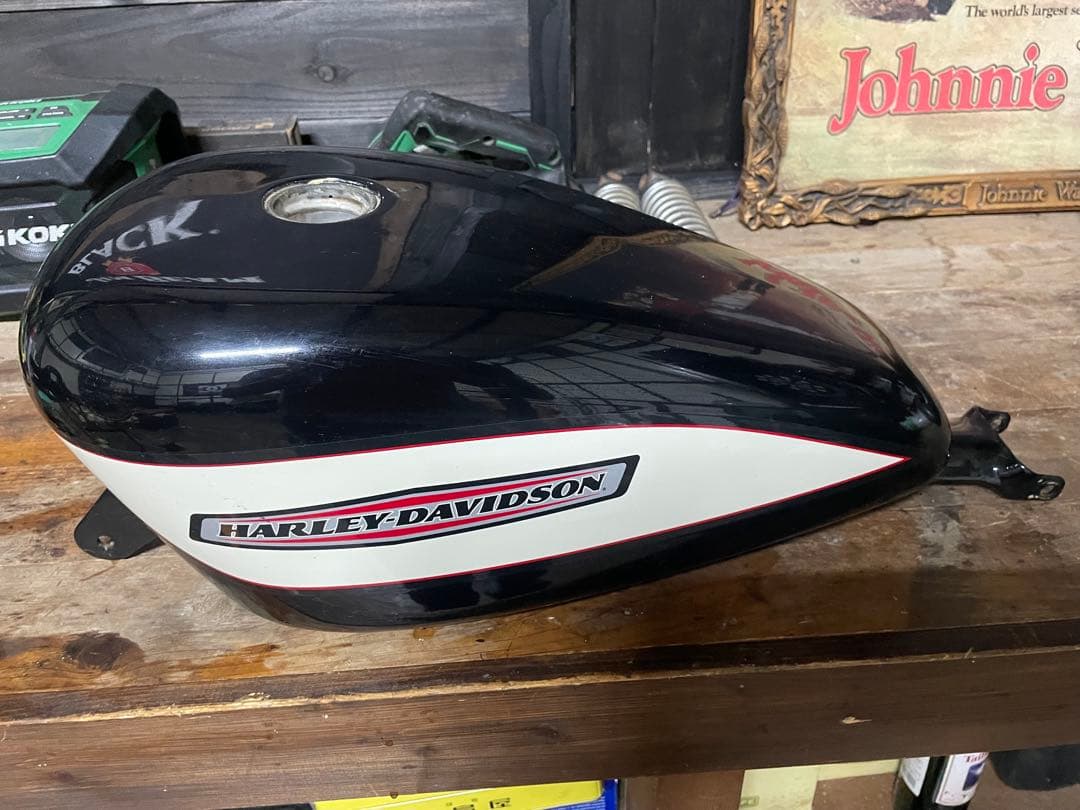 スポーツスター　XL1200R タンク