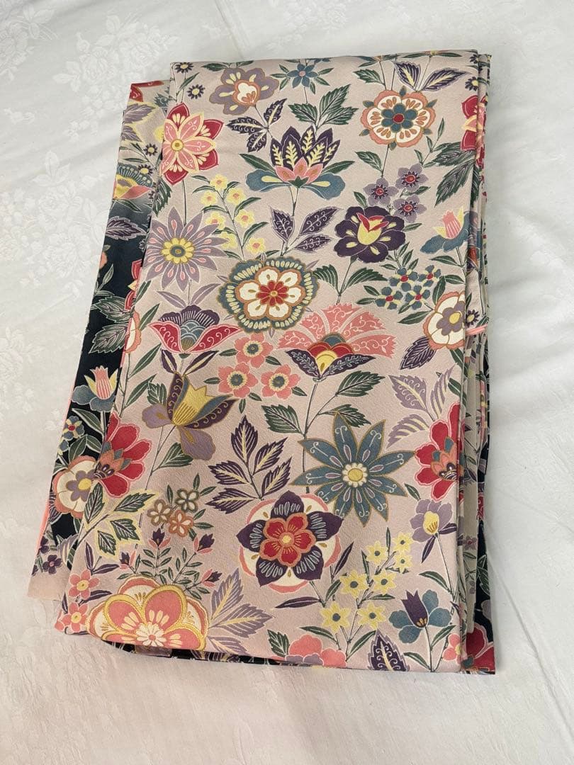 [美品] 振袖　正絹　縮緬　成人式　灰色　グレー　礼装　結婚式　高身長　パステル