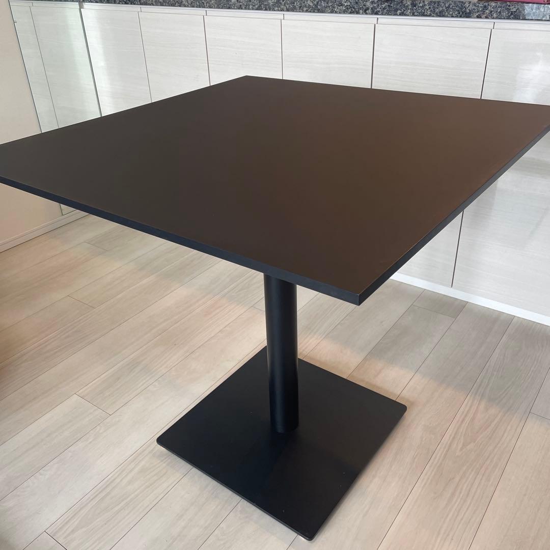 【4/30以降発送】BoConcept Torino ダイニングテーブル 黒