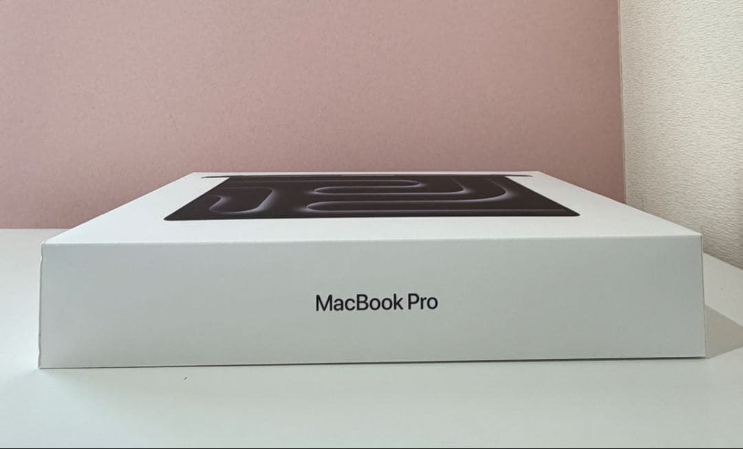新品未開封　Apple MacBook Pro 14 (M5/16GB/1TB)