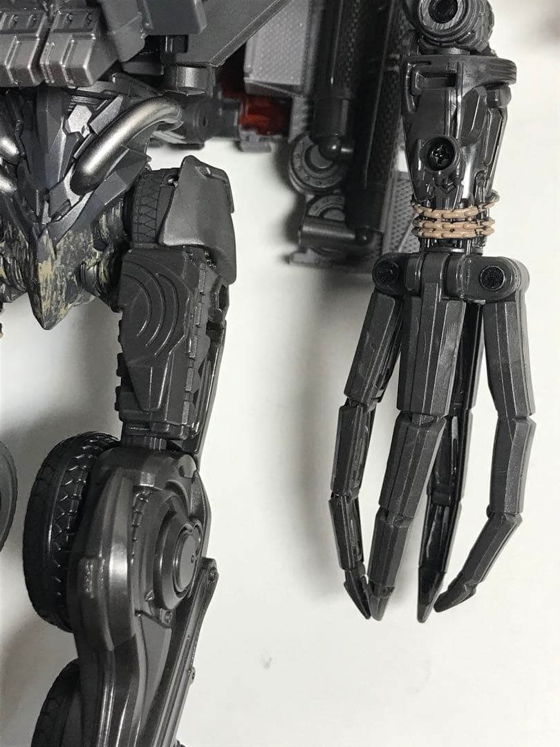 トランスフォーマー　スカージ　SS-109 ビースト覚醒 スタジオシリーズ