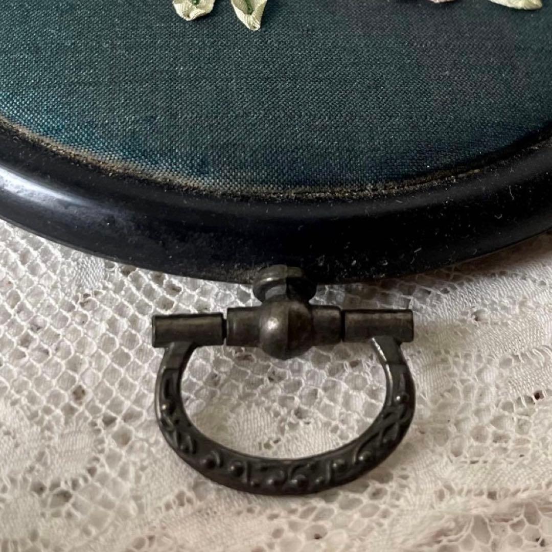 リボン刺繍オーバルフレーム　花　フランスアンティークヴィンテージ　メルスリー