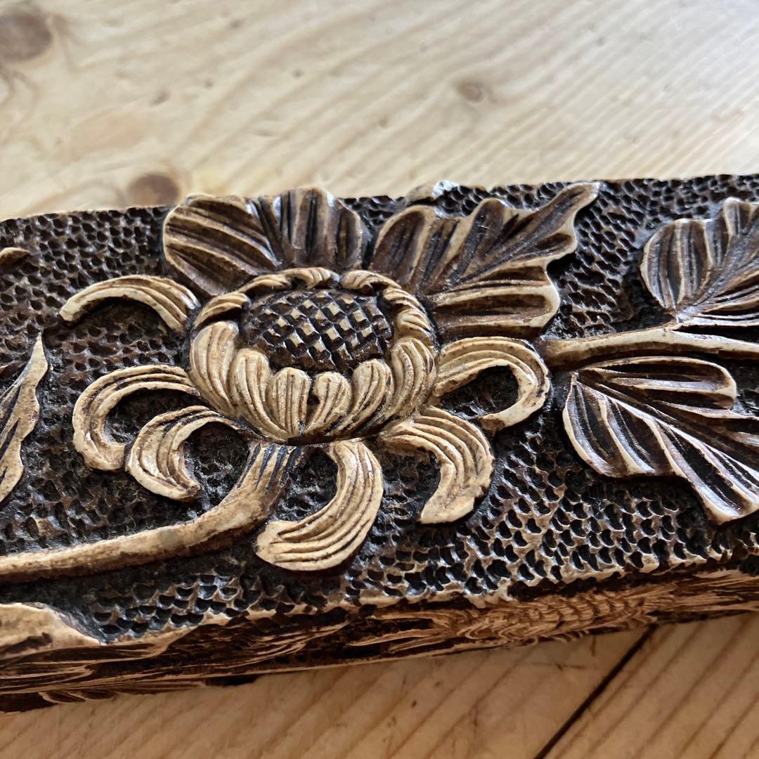 アンティーク手彫り　石の箱　宝石箱