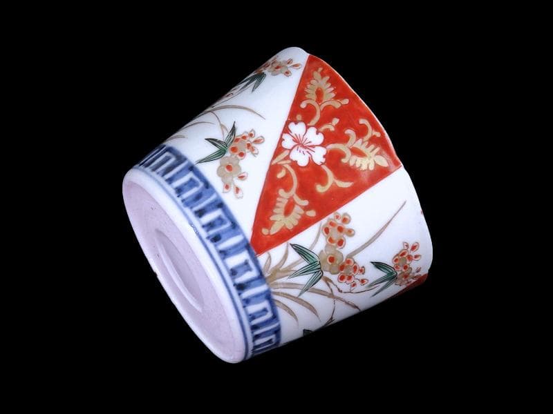 古伊万里　色絵　草花紋　桜に金唐草の図　蕎麦猪口　D242AS-CYh