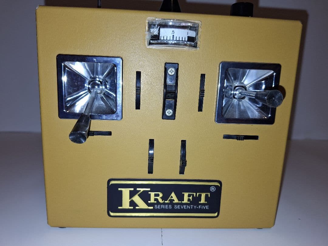 KRAFT 製ラジコンプロポ　ビンテージ歴史遺産