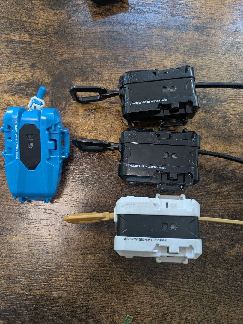 ベイブレードx 11個セット＋ブレード2個セット