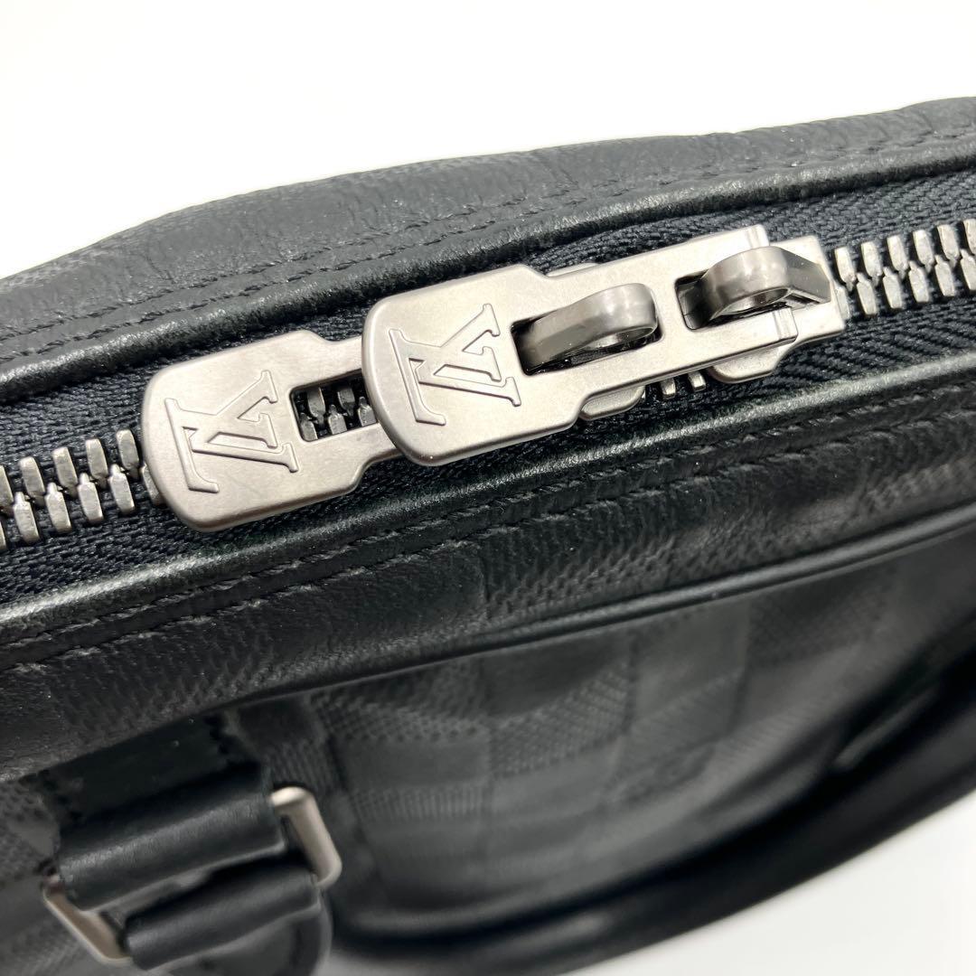 大人気✨ルイヴィトン ダミエ アンフィニ ポルトドキュマン ヴォワヤージュ