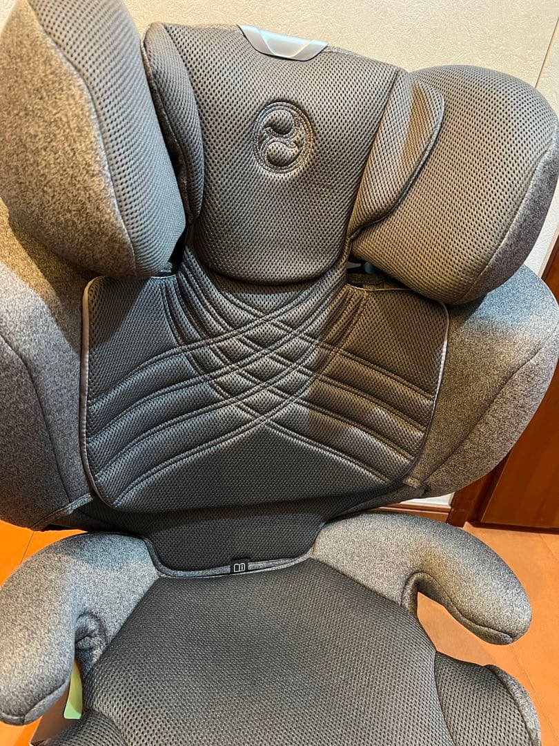 【新品時38,500円】CYBEX チャイルドシート ソリューション T グレー