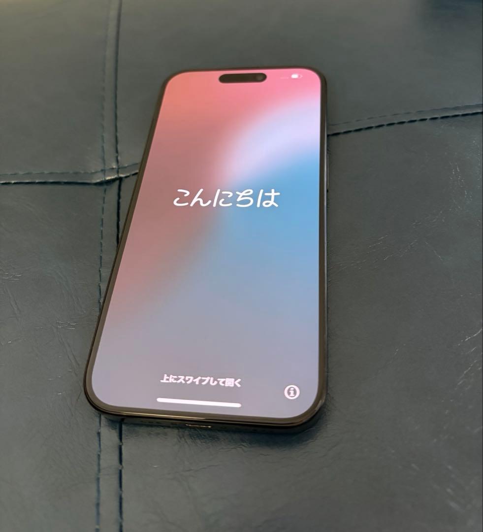 Apple iPhone 15 Pro ブラックチタニウム 128GB本体と箱