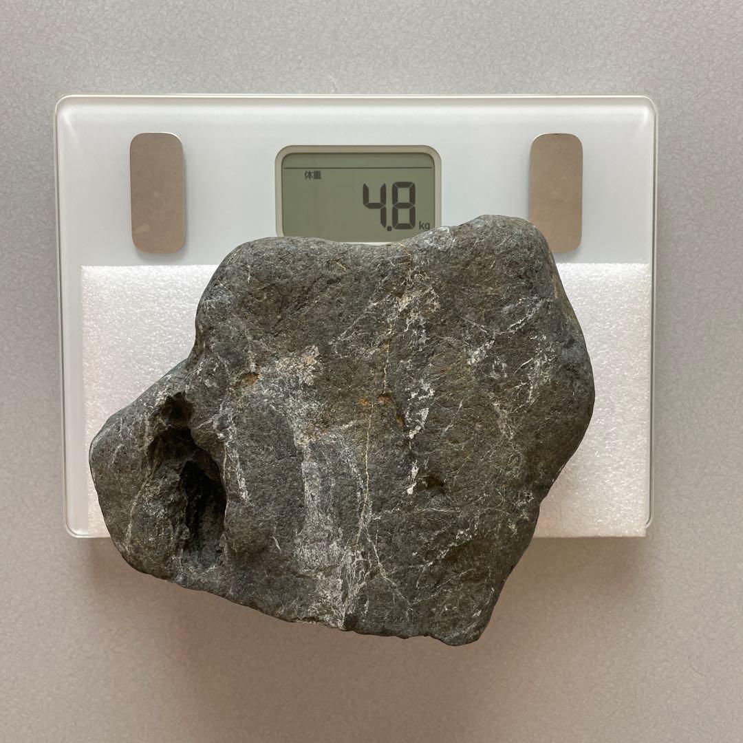 八海石　天然黒石　6個セット 水槽用レイアウト　14kg