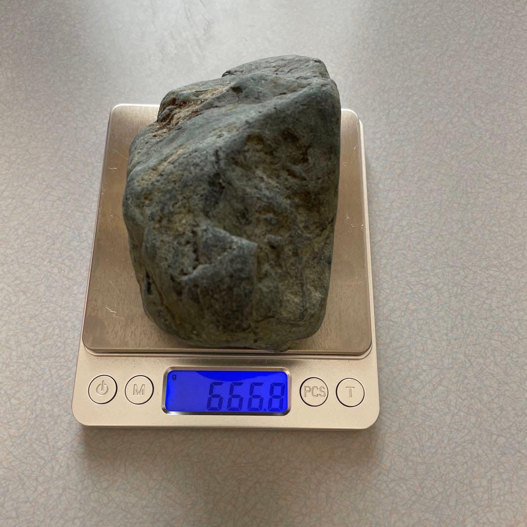 八海石　天然黒石　6個セット 水槽用レイアウト　14kg