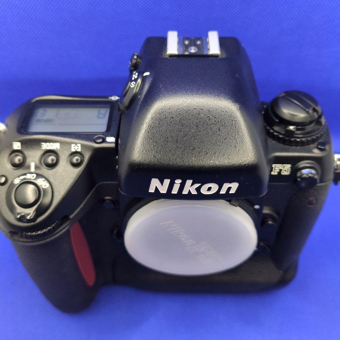 ニコンF5ボディ本体、レンズ3種
