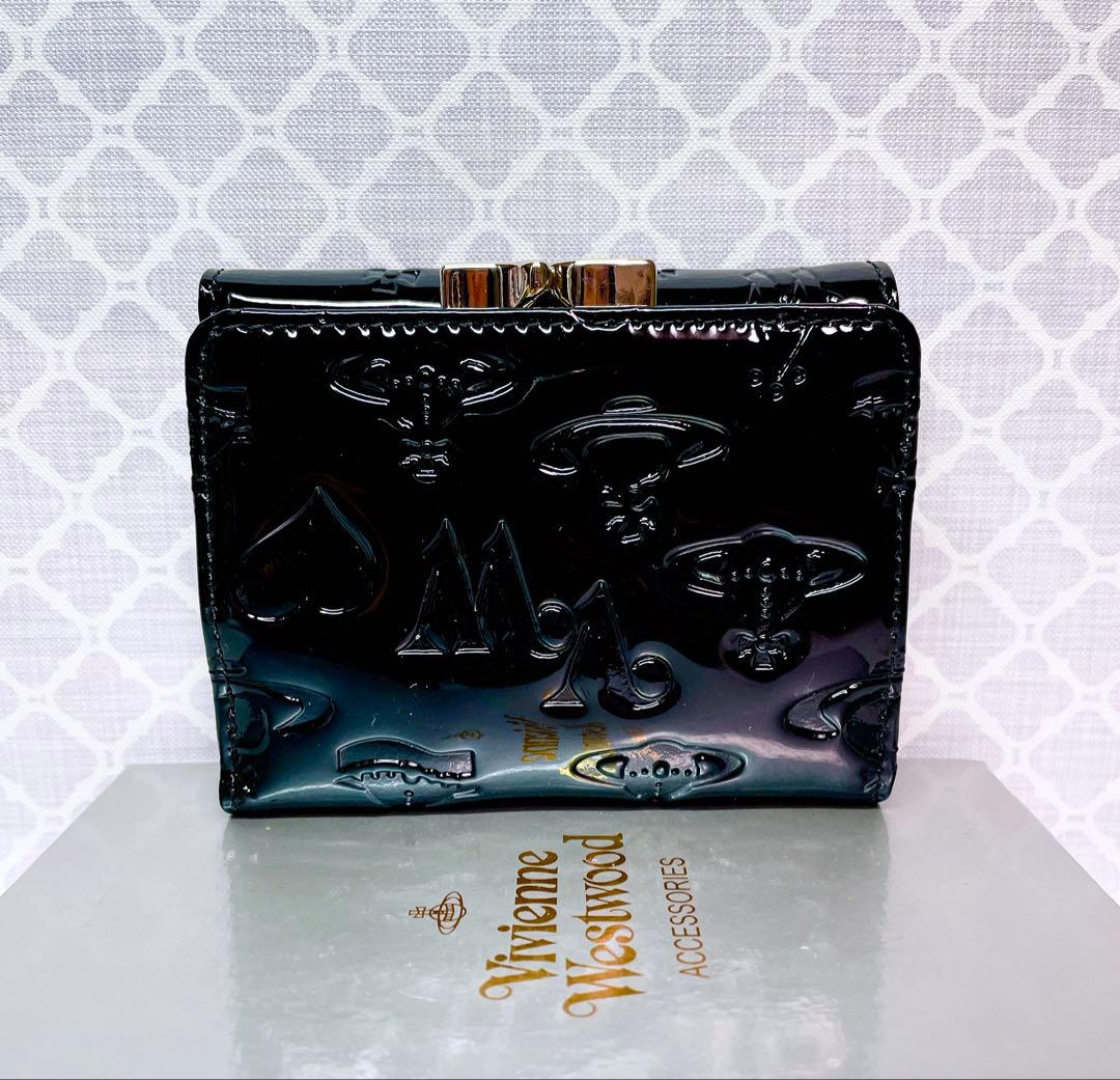 【内側に素敵な柄♡新作】Vivienne Westwood 折財布 エナメル 黒