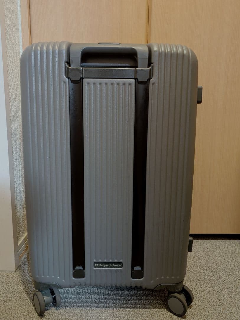 美品 イノベーター スーツケース INV155/55L STEEL GRAY