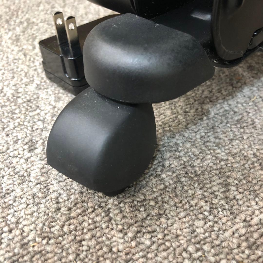 DeLonghi デロンギ　ラディアントオイルヒーター KHD410812-PB